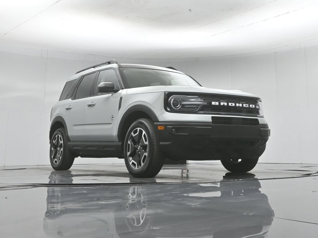Certified 2023 Ford Bronco Sport Outer Banks w/ Tech Package AWD/4WD image 50