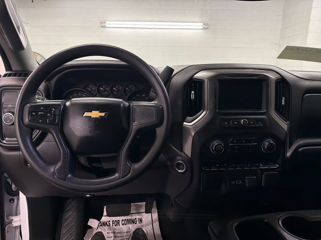 Used 2025 Chevrolet Silverado 1500 Custom image 13
