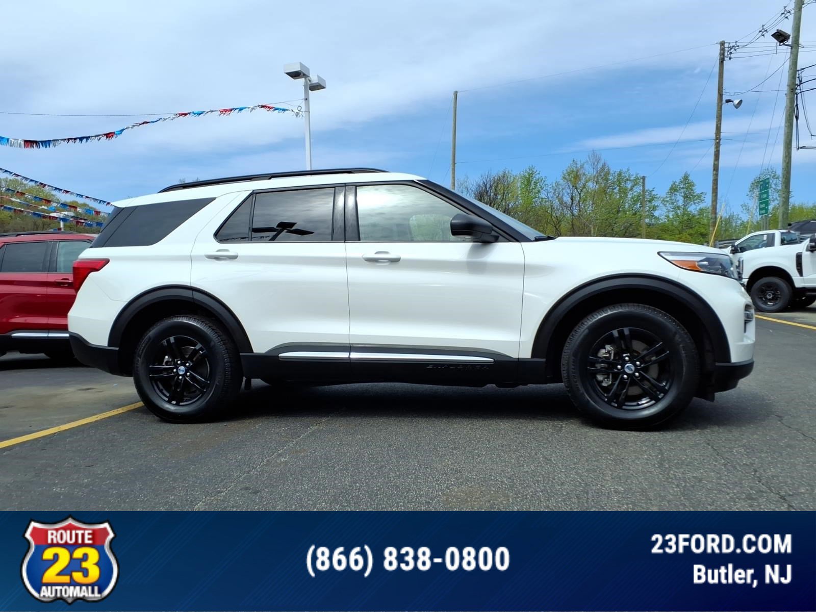 Certified 2022 Ford Explorer XLT w/ Equipment Group 202A AWD/4WD image 6