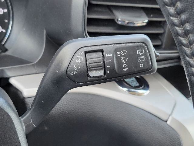 Certified 2022 Ford Explorer XLT image 31