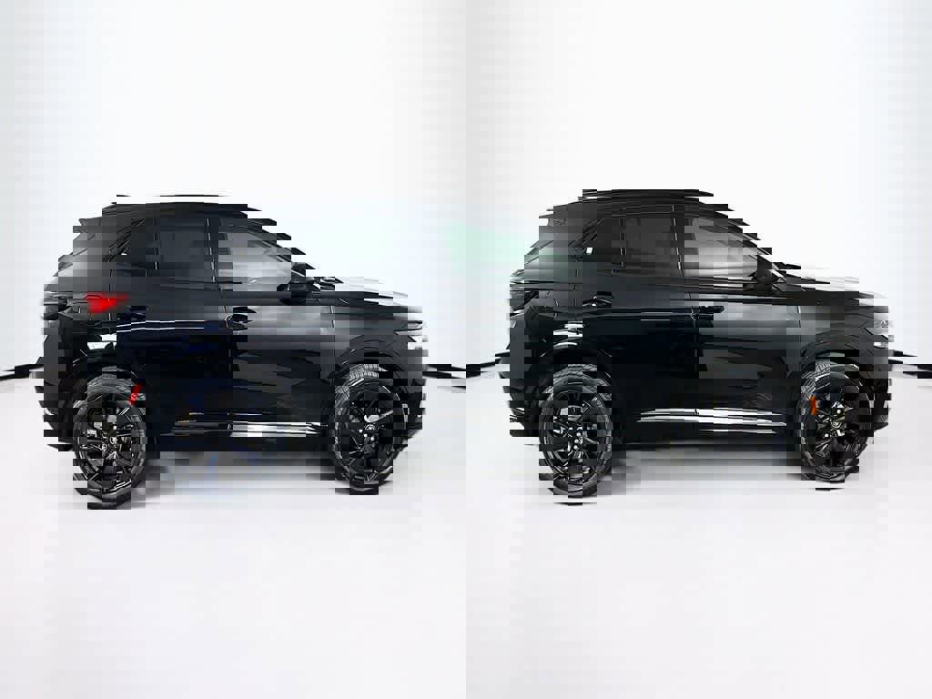 Used 2023 Buick Envision Essence w/ Sport Touring Package image 6