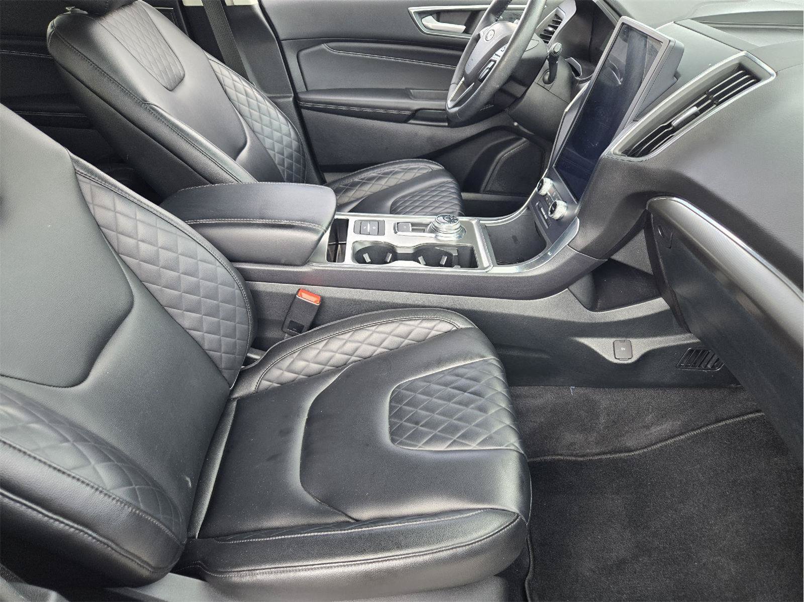 Certified 2023 Ford Edge Titanium AWD/4WD image 13