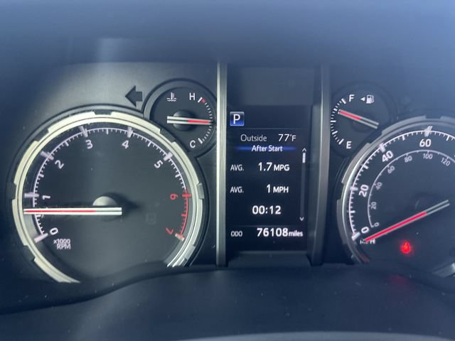 Used 2022 Toyota 4Runner TRD Off-Road Premium w/ Moonroof Package AWD/4WD image 16