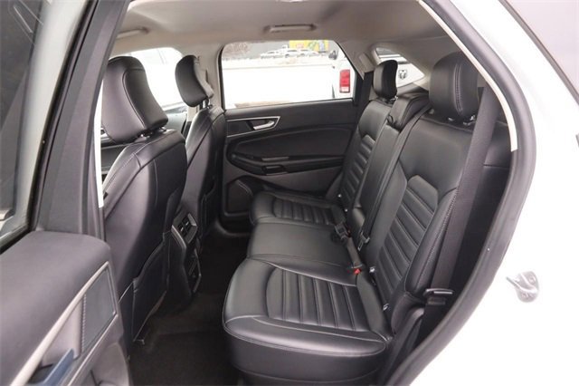 Certified 2024 Ford Edge SEL image 9