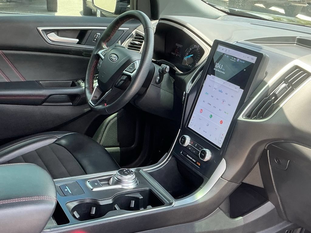 Certified 2024 Ford Edge ST-Line AWD/4WD image 15