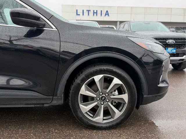 Certified 2023 Ford Escape Platinum image 5