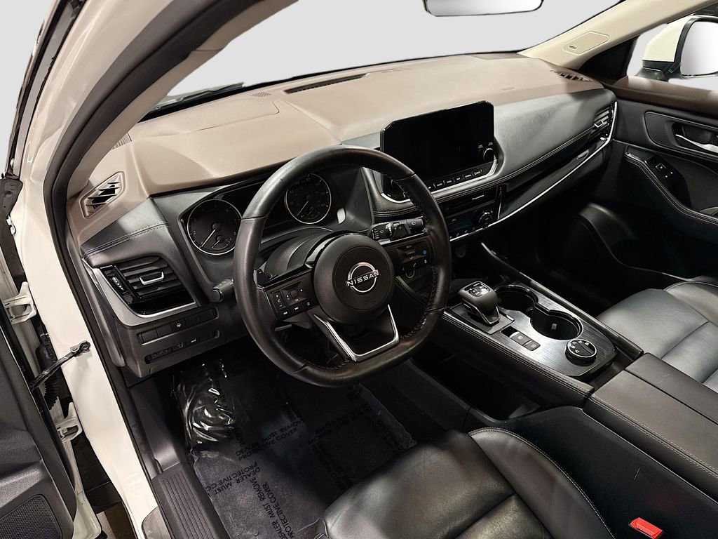 Used 2023 Nissan Rogue SL w/ SL Premium Package image 7