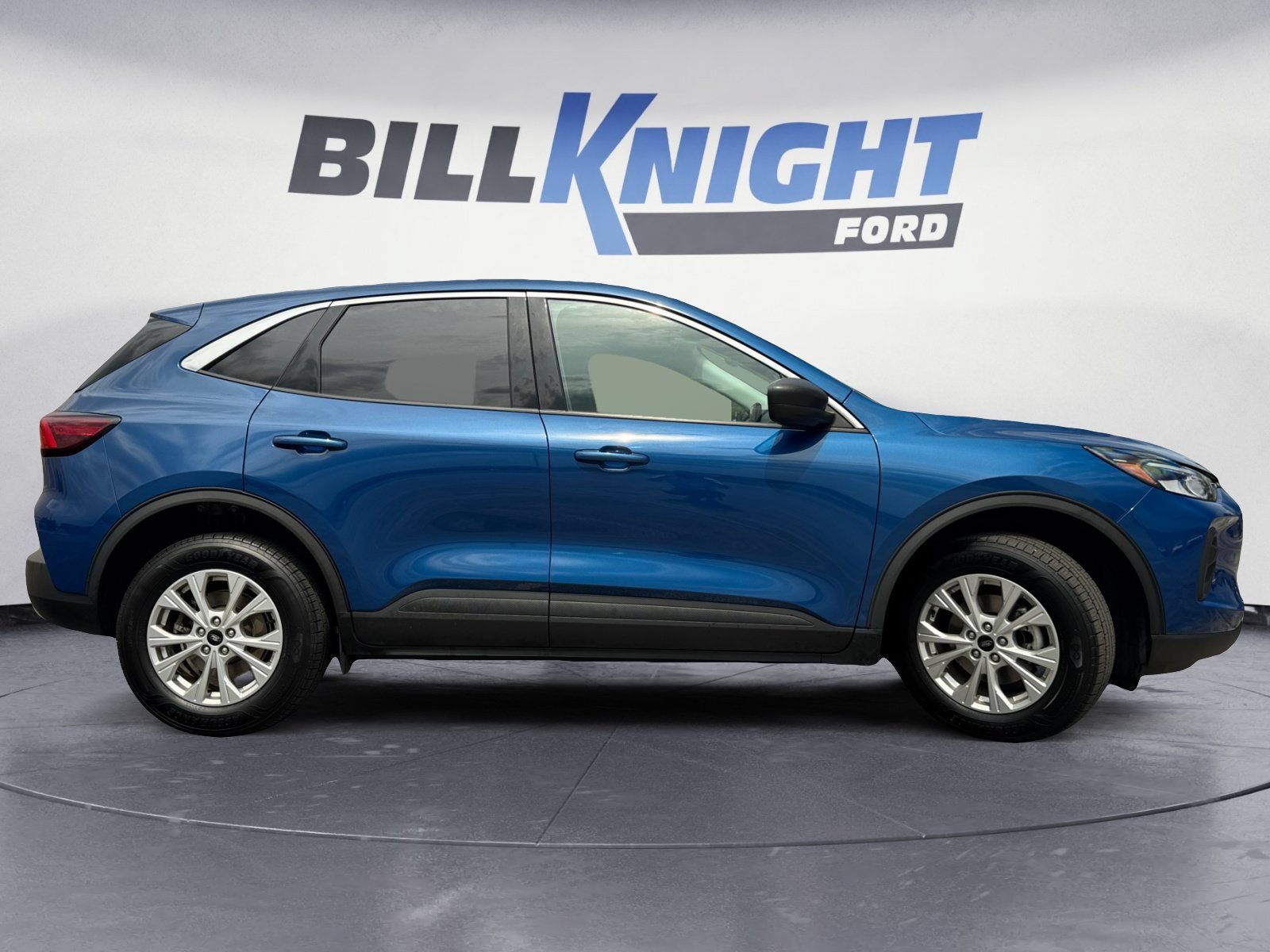 Certified 2023 Ford Escape Active w/ Tech Pack #1 AWD/4WD image 6
