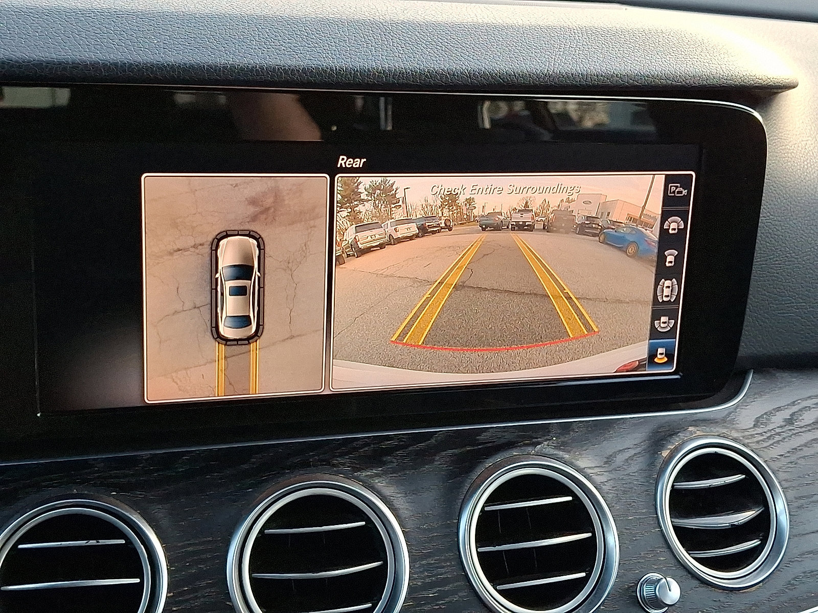 Used 2018 Mercedes-Benz E 300 4MATIC image 22