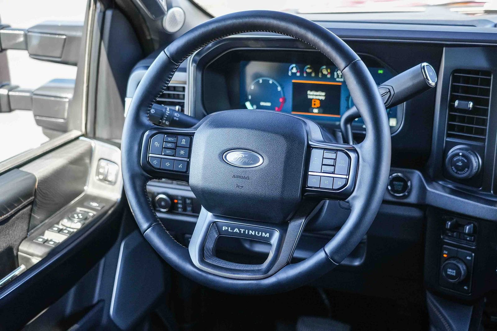 Certified 2024 Ford F250 Platinum image 15