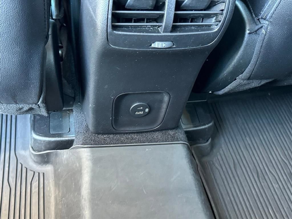 Certified 2022 Ford Escape SEL image 10
