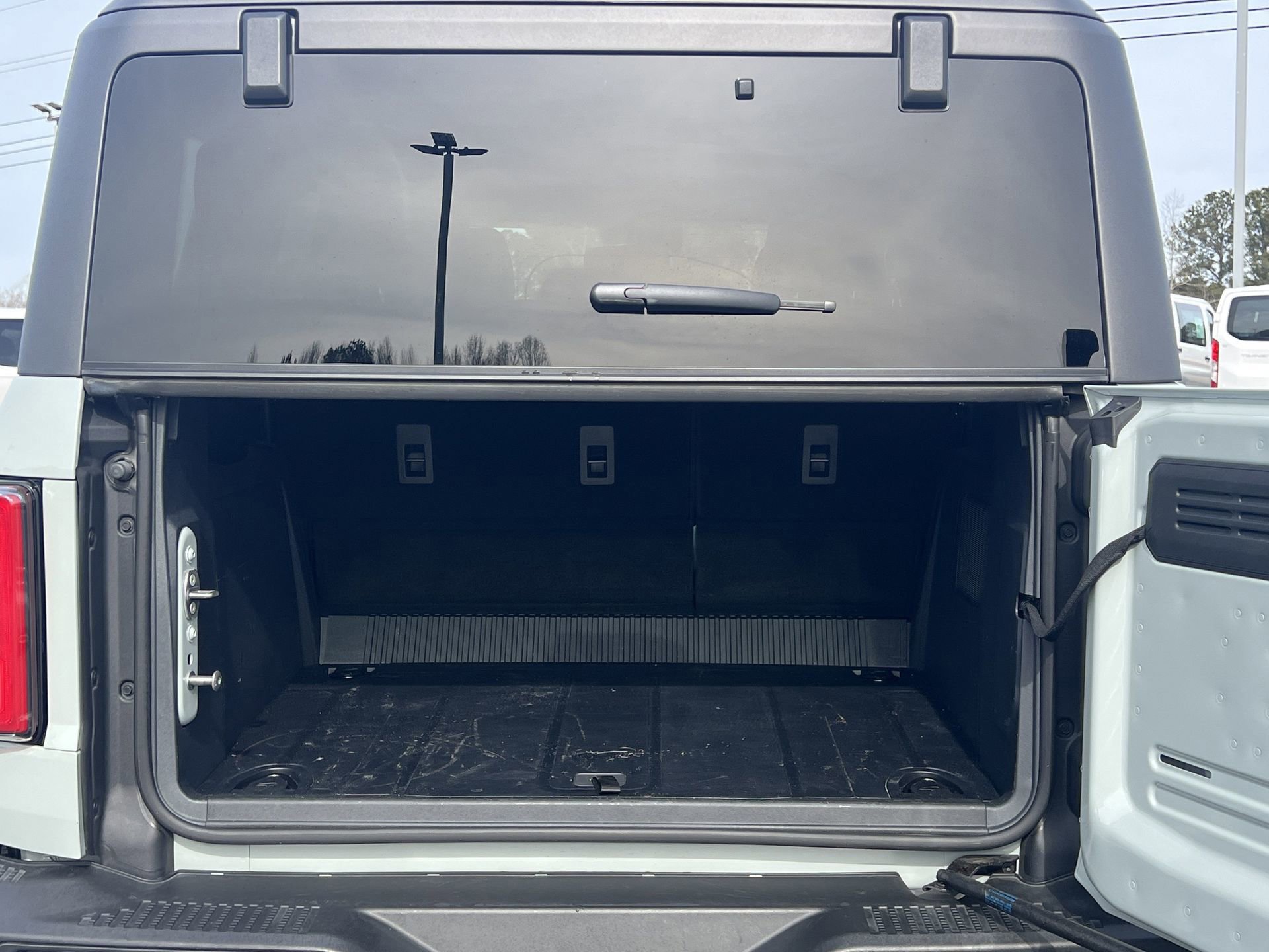 Certified 2024 Ford Bronco Badlands image 28