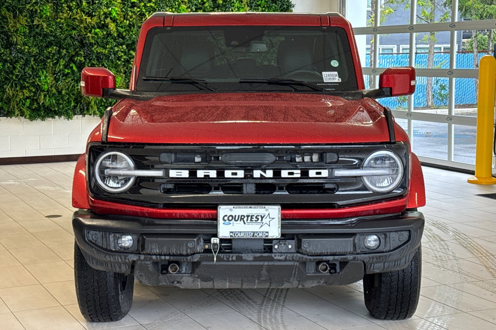 Certified 2022 Ford Bronco Outer Banks AWD/4WD image 9