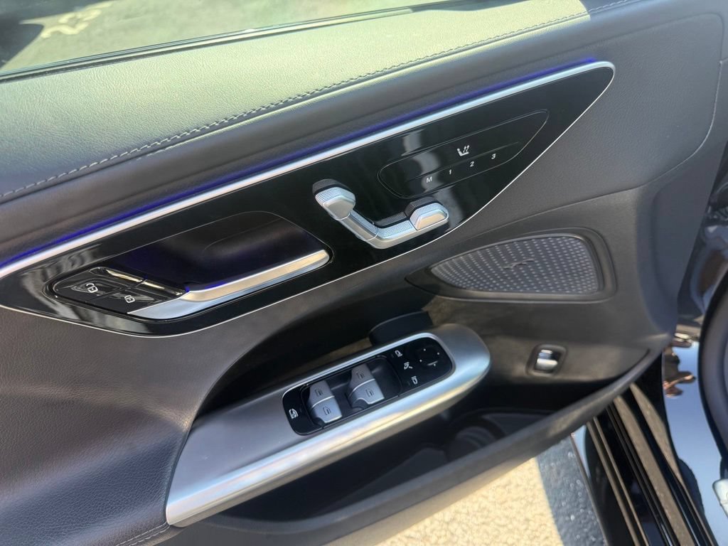 Used 2023 Mercedes-Benz C 300 4MATIC Sedan image 15