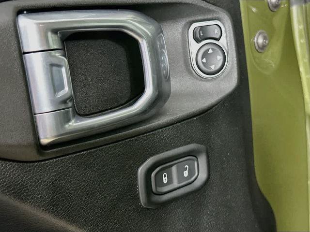 Used 2022 Jeep Wrangler Unlimited Sport AWD/4WD image 29