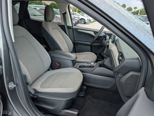 Certified 2022 Ford Escape SE FWD image 15