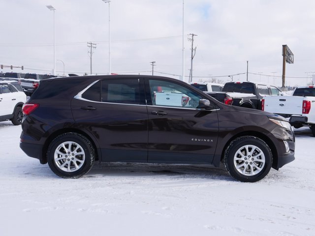 Used 2020 Chevrolet Equinox LT image 2