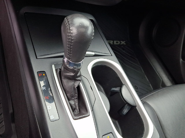 Used 2017 Acura RDX AWD image 15