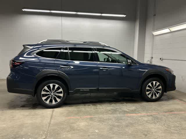 Used 2023 Subaru Outback Touring XT w/ Tech Package 2 AWD/4WD image 3