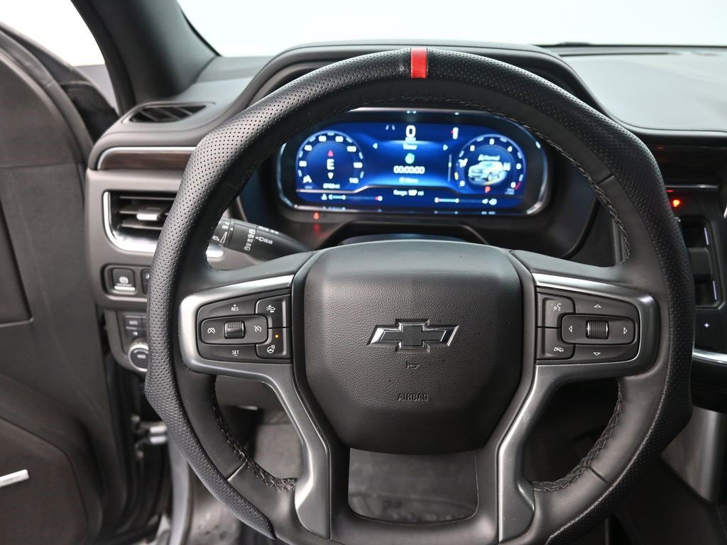 Used 2024 Chevrolet Suburban Z71 w/ Luxury Package image 13