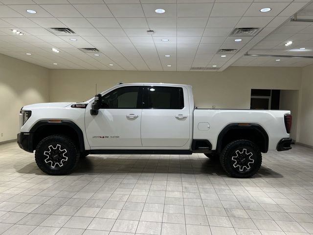 Used 2024 GMC Sierra 2500 AT4X AWD/4WD image 2