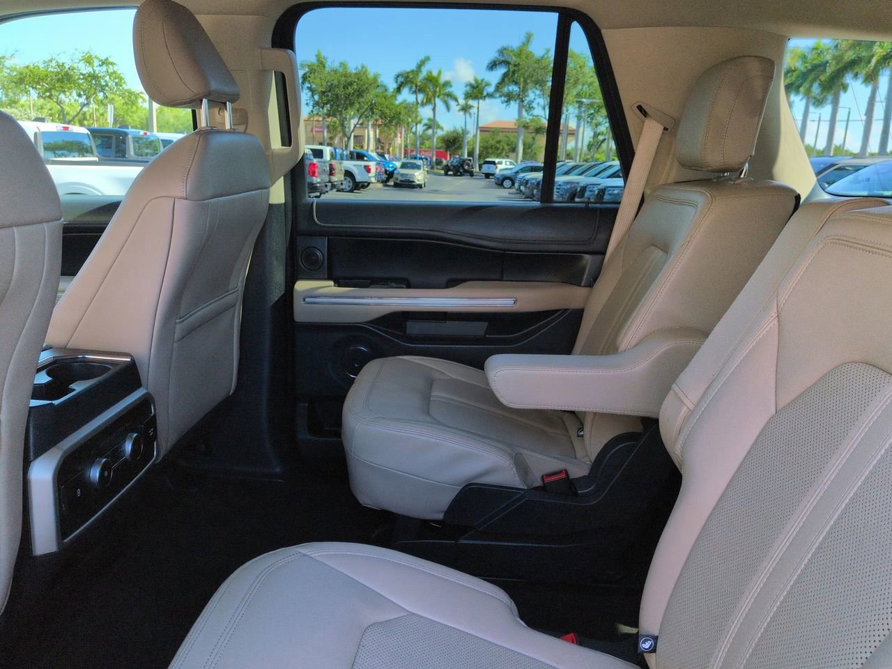 Certified 2023 Ford Expedition Limited AWD/4WD image 14