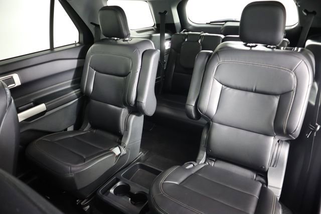 Certified 2020 Ford Explorer XLT w/ Equipment Group 202A AWD/4WD image 29