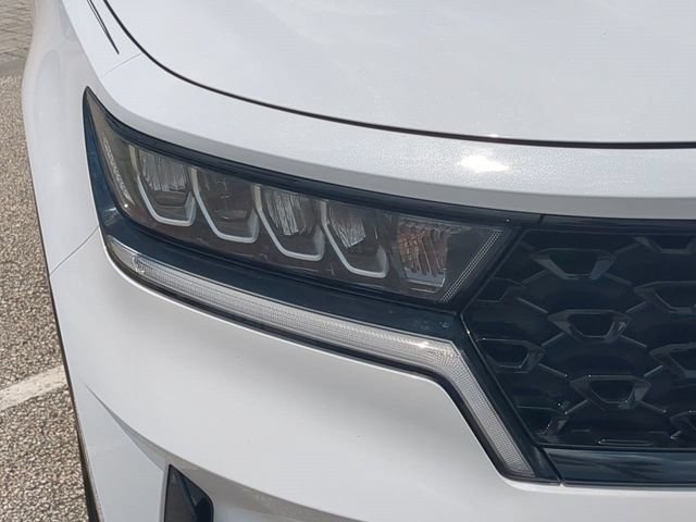 Used 2022 Kia Sorento EX w/ Panoramic Sunroof Package FWD image 10