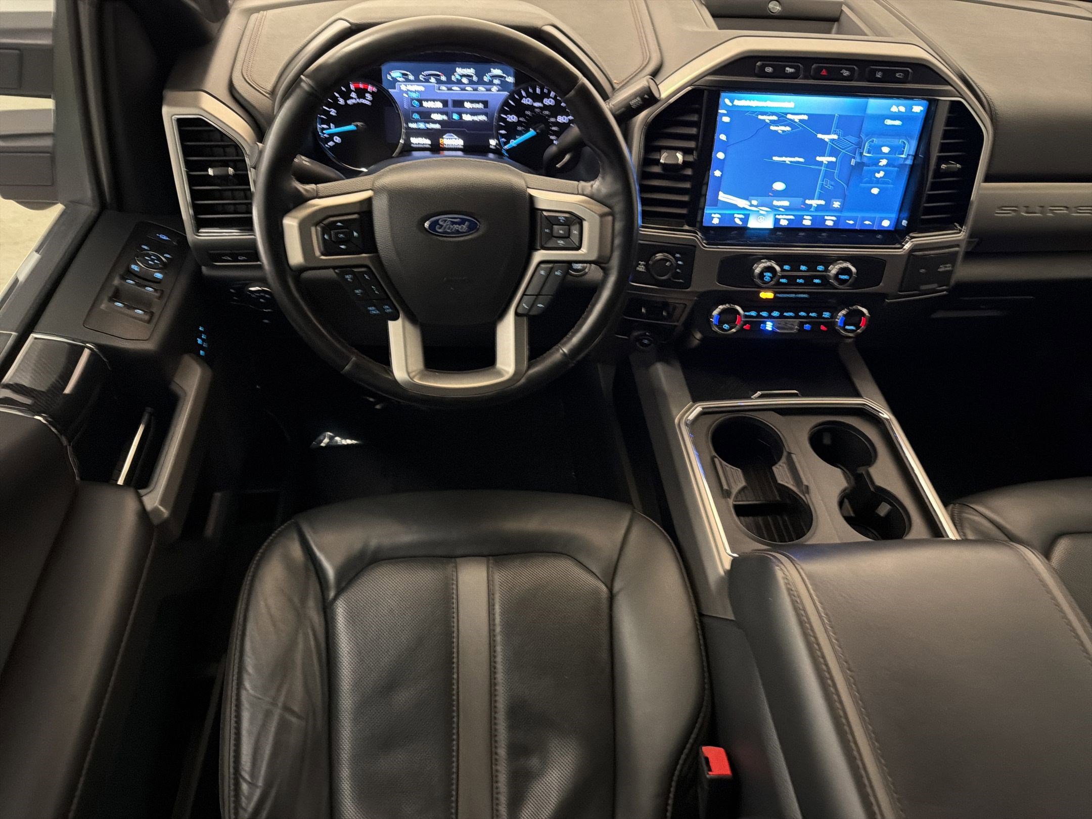 Certified 2022 Ford F250 Platinum w/ FX4 Off-Road Package image 24