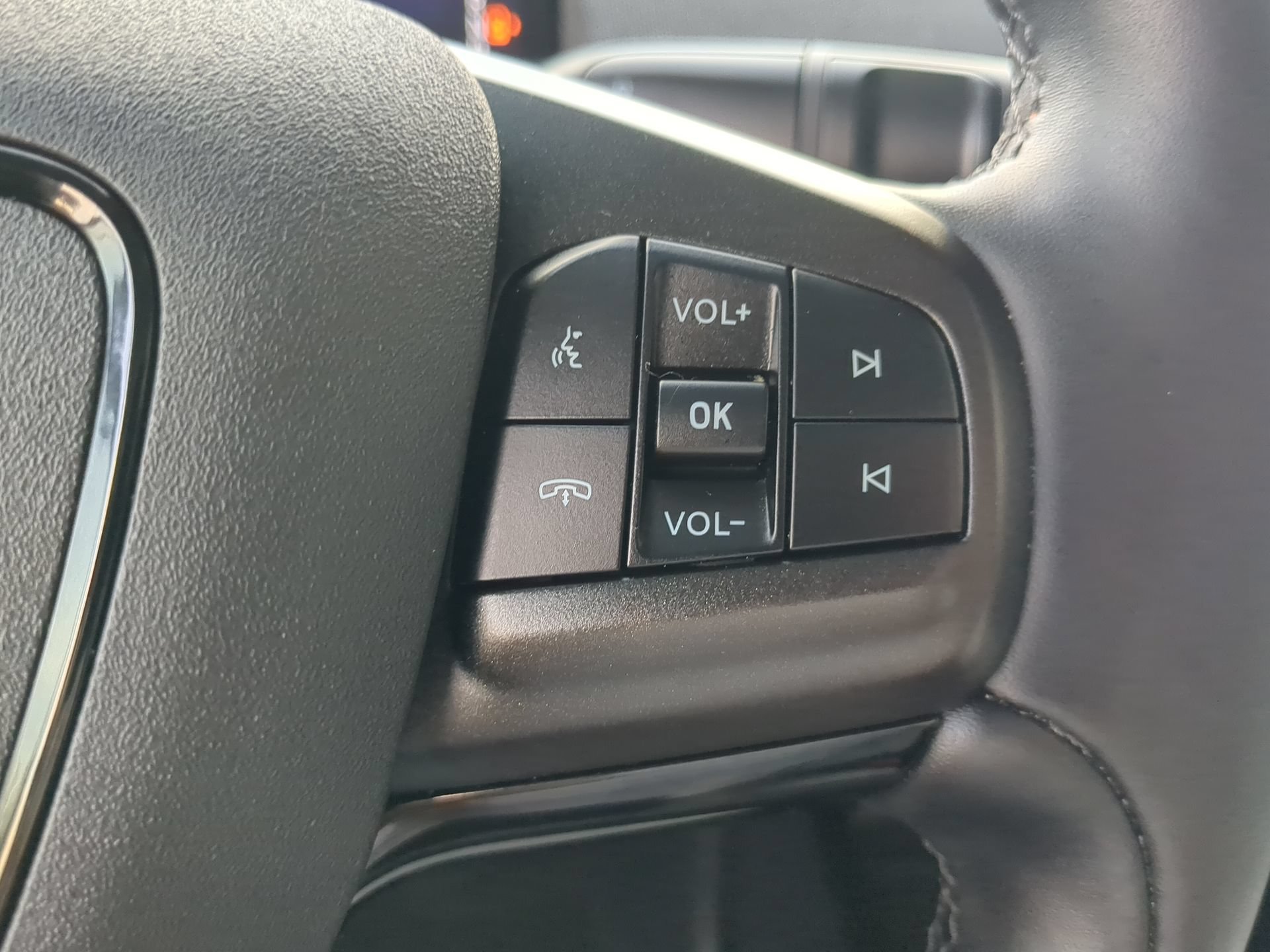 Certified 2025 Ford Mustang Mach-E Premium AWD/4WD image 65