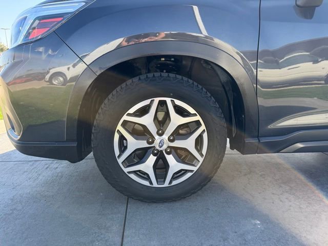 Used 2019 Subaru Forester Premium image 6
