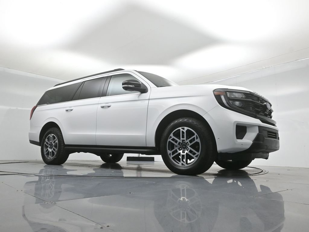 Certified 2025 Ford Expedition Max Active image 4