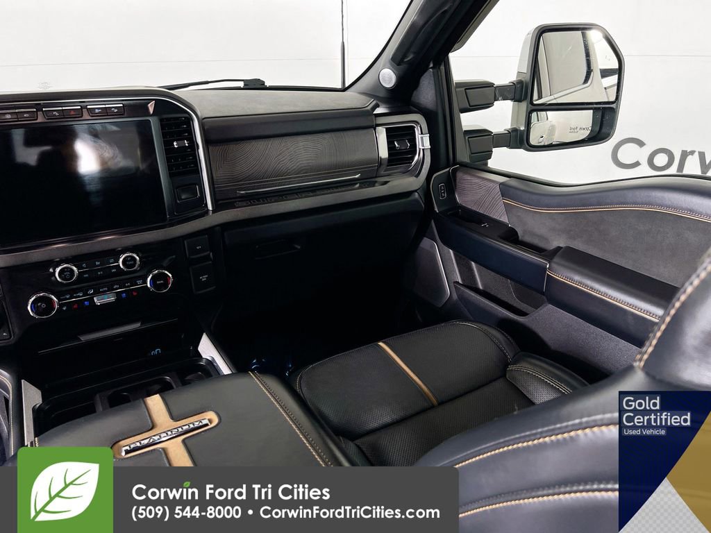 Certified 2023 Ford F450 Platinum w/ FX4 Off-Road Package AWD/4WD image 28
