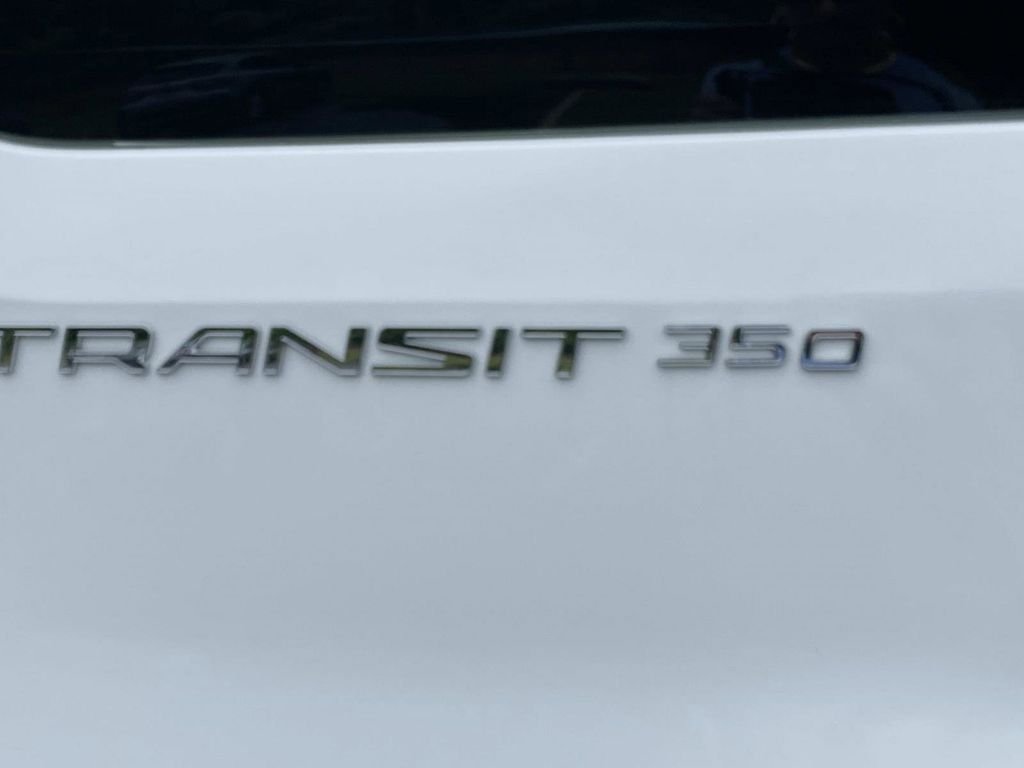 Certified 2024 Ford Transit 350 XLT RWD image 5