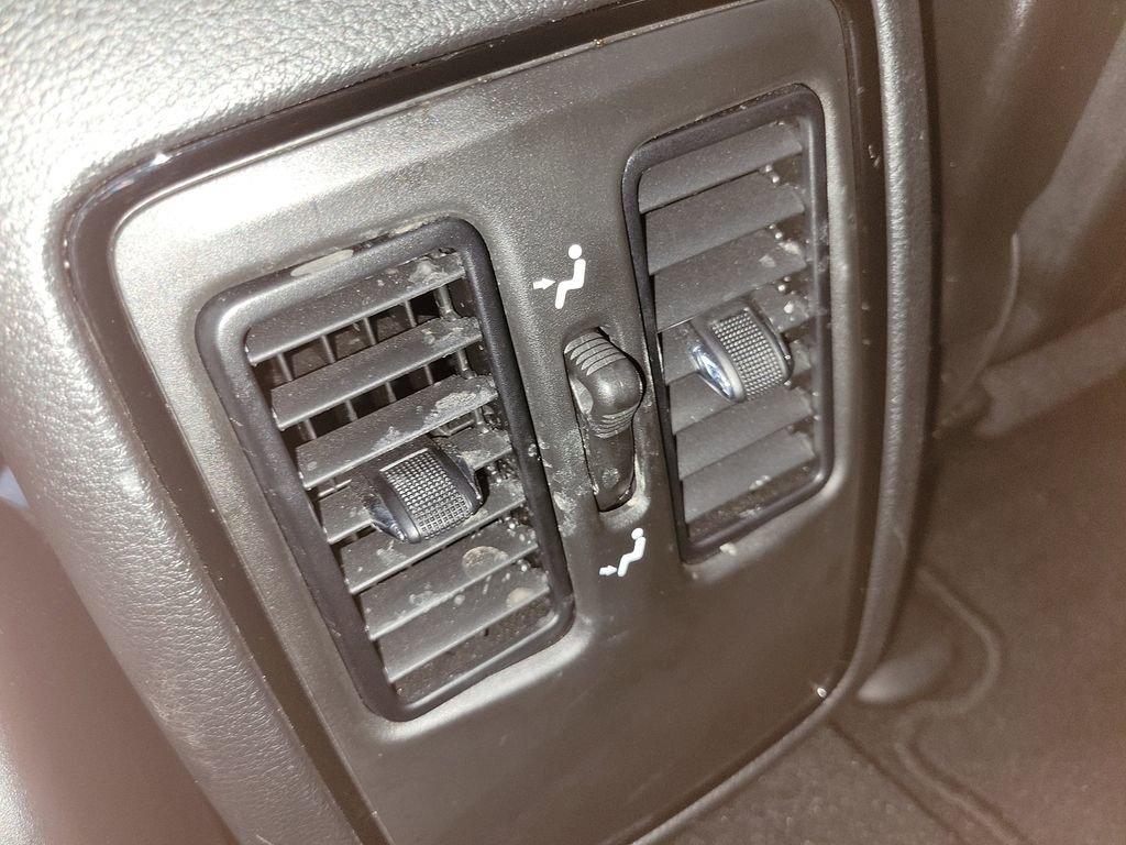 Used 2023 Dodge Durango GT AWD/4WD image 32