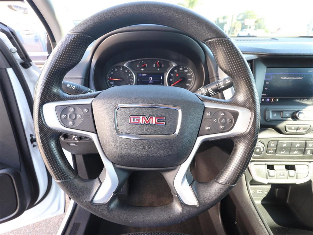 Used 2024 GMC Terrain SLE image 17