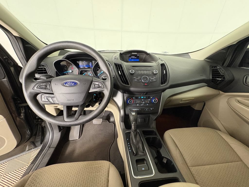 Certified 2017 Ford Escape SE FWD image 7