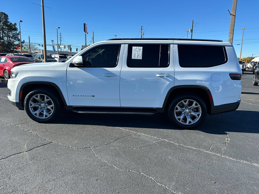 Used 2022 Jeep Wagoneer Series II RWD image 6