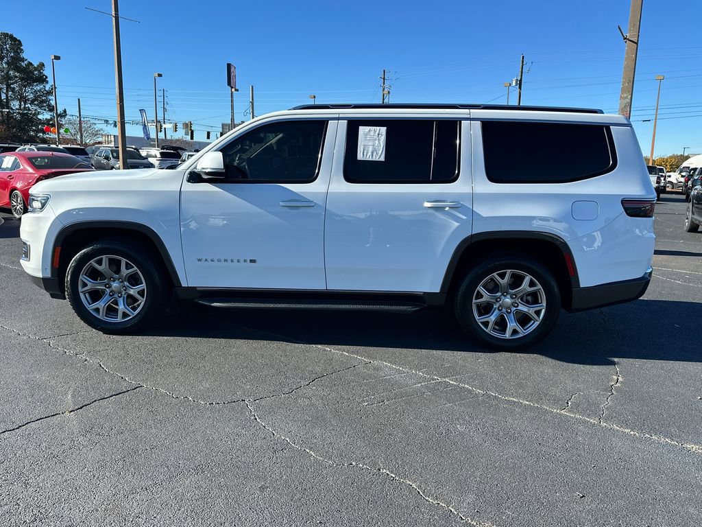 Used 2022 Jeep Wagoneer Series II RWD image 6