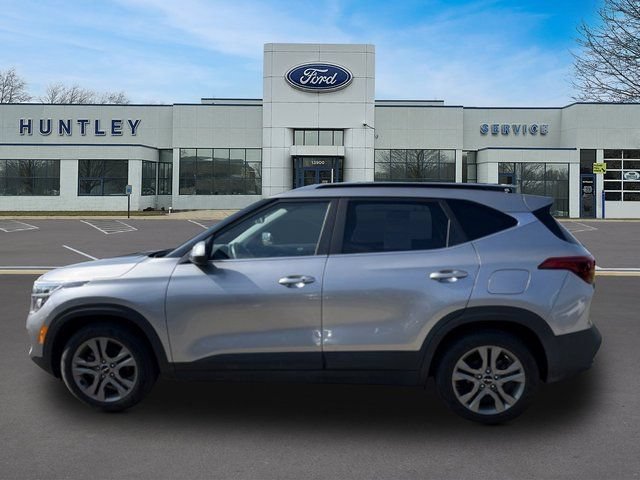 Used 2022 Kia Seltos S FWD image 6