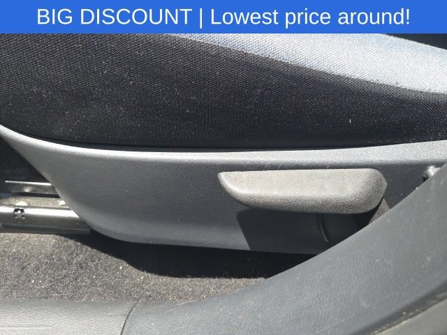 Used 2024 Nissan Versa SV FWD image 21