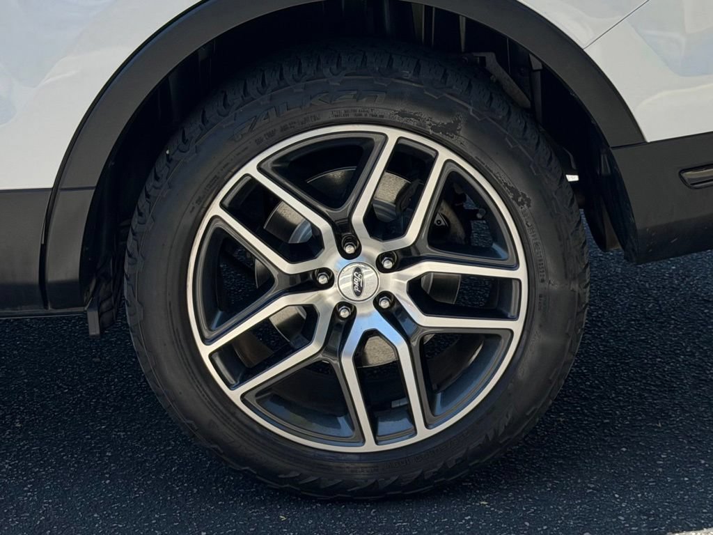 Certified 2019 Ford Explorer Sport w/ Equipment Group 401A AWD/4WD image 14