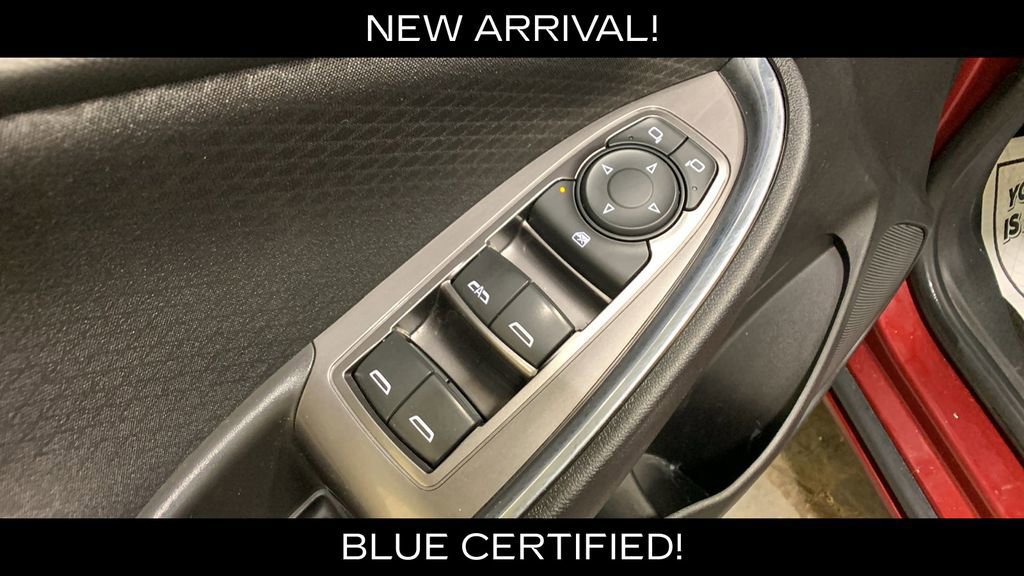 Used 2017 Chevrolet Malibu LT image 28