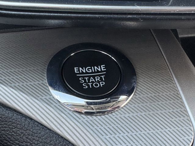 Certified 2022 Ford Explorer XLT w/ Equipment Group 202A image 21