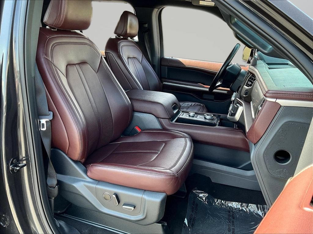 Certified 2024 Ford Expedition Limited AWD/4WD image 30