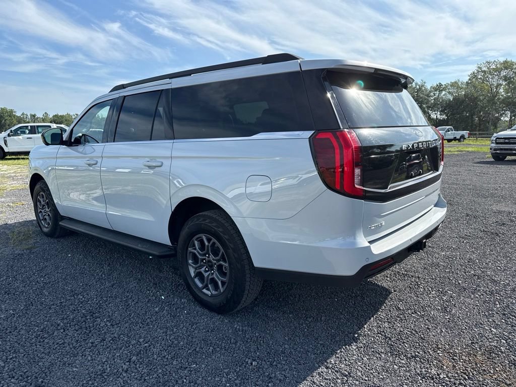 Certified 2025 Ford Expedition Max Active RWD image 4
