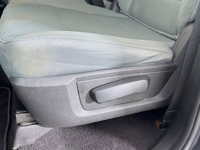 Used 2019 RAM 1500 Express w/ Express Value Package AWD/4WD image 19