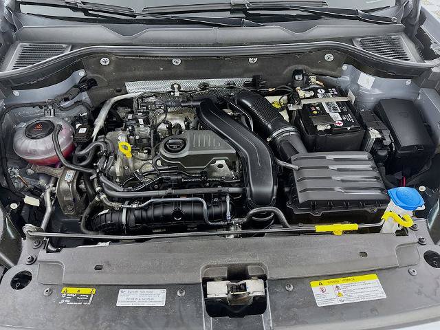 Used 2023 Volkswagen Taos SE AWD/4WD image 28