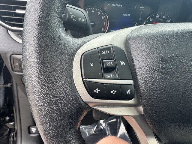 Certified 2023 Ford Explorer XLT w/ Equipment Group 202A image 15