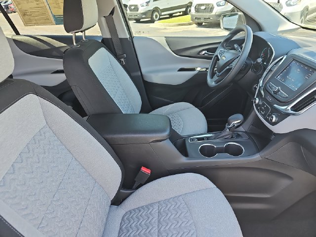 Used 2024 Chevrolet Equinox LS w/ LS Convenience Package FWD image 12